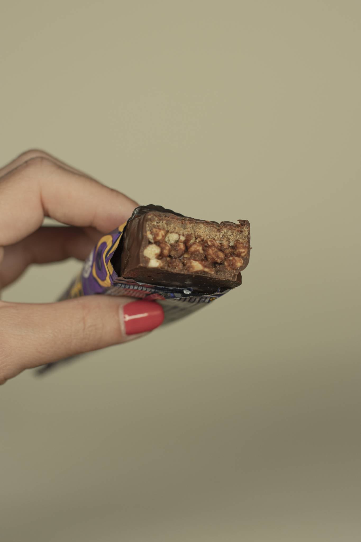 Proteinriegel mit viel Schokolade und Crisp ohne Zuckerzusatz 45 g